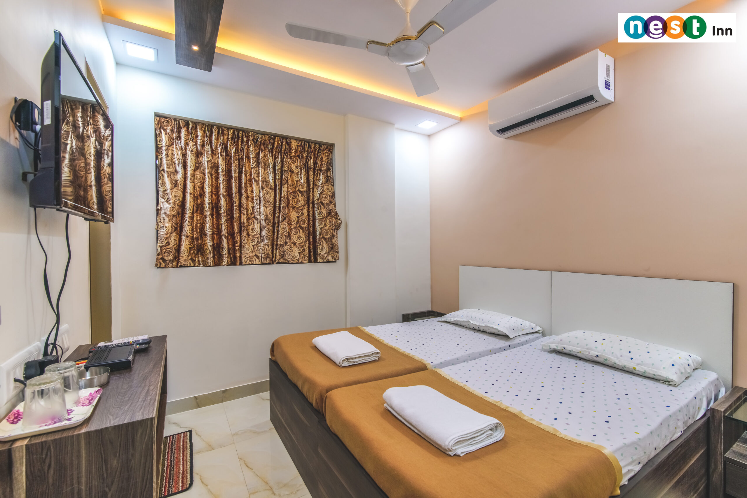 Guest House near Andheri railway station