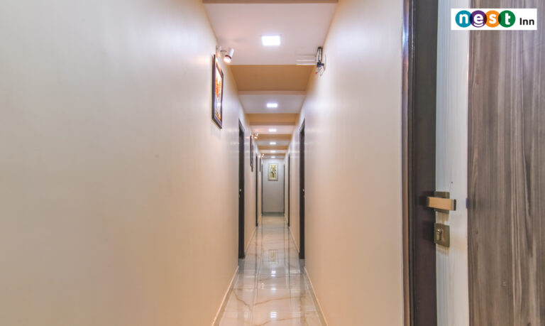 Lodging near Goregoan Railway Station