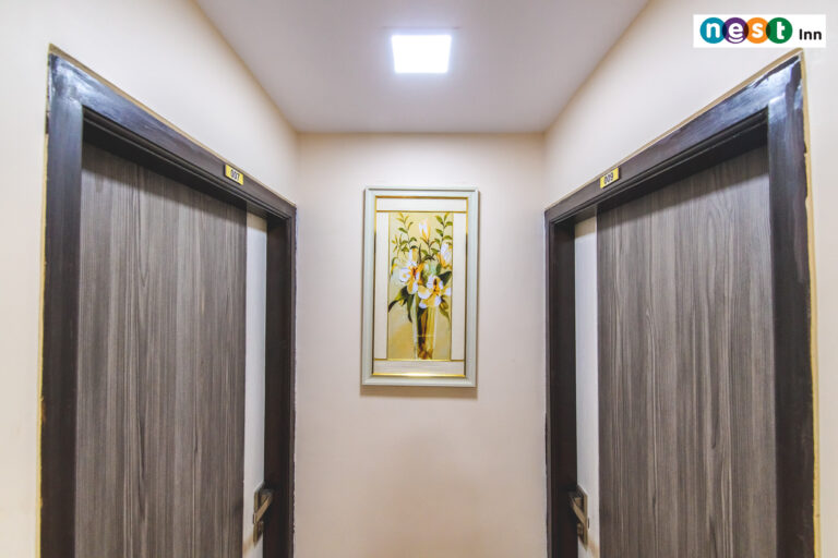 Lodging near Goregoan Railway Station